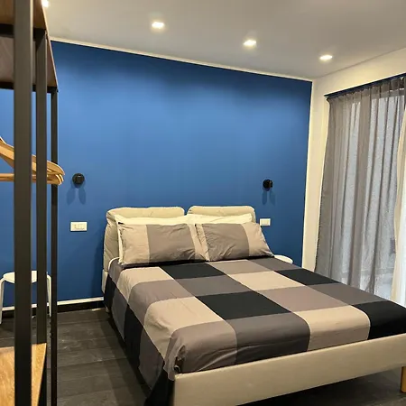 Apartament Black & Breakfast