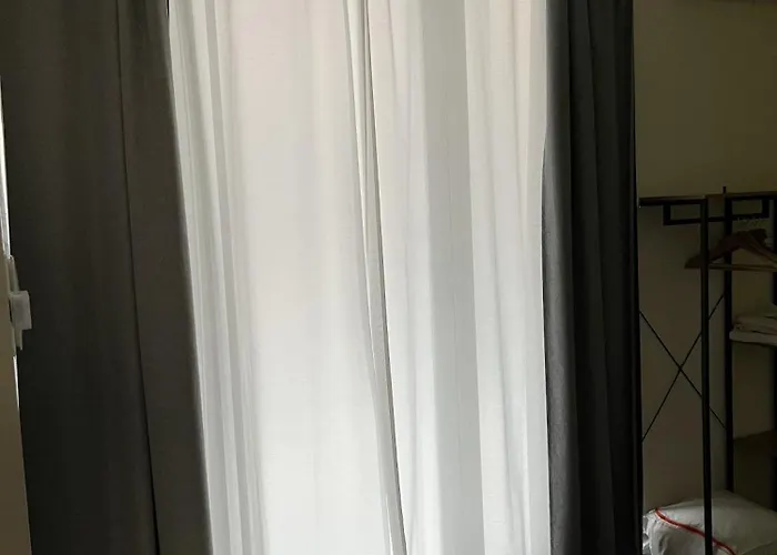 Black & Breakfast Apartment *