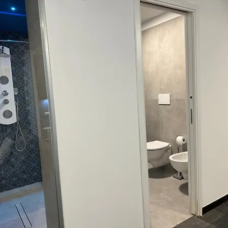 Black & Breakfast * Μπάρι