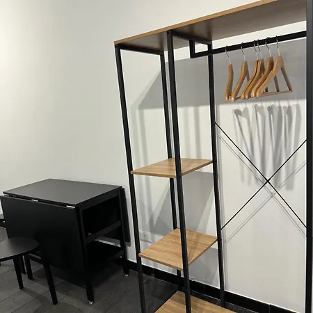 Black & Breakfast Μπάρι