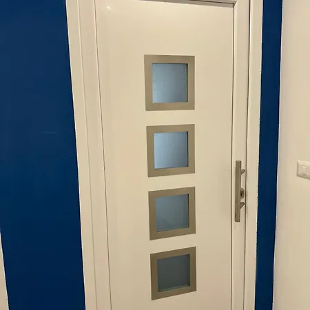 Διαμέρισμα Black & Breakfast Μπάρι