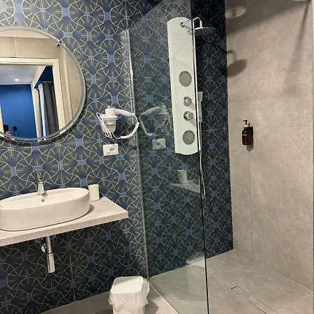 Black & Breakfast דירה *