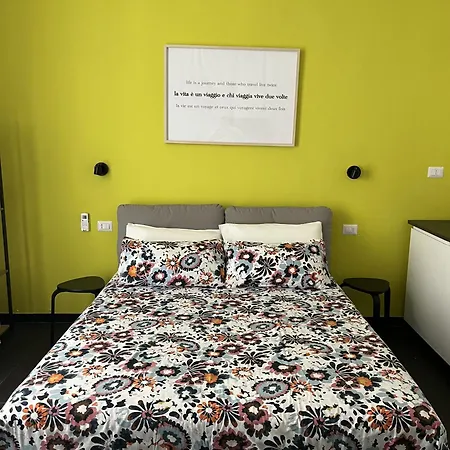 Black & Breakfast * Μπάρι