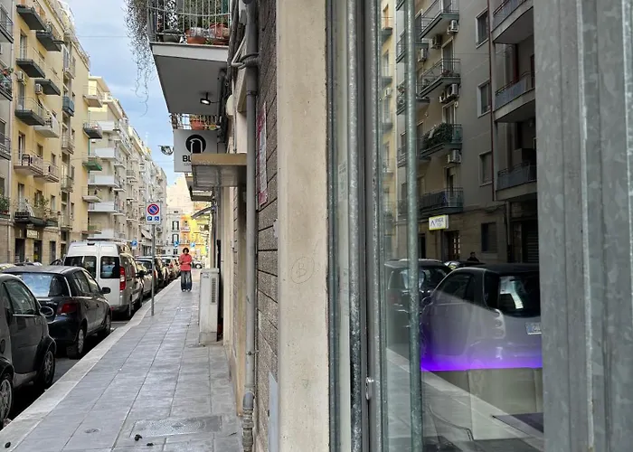 Black & Breakfast * Bari